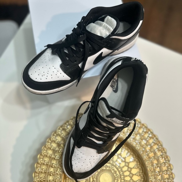 Nike Classic Black and White Athletic Shoes
